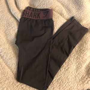 XS Gymshark Fit Leggings Purple + Gray
